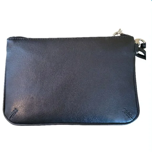 Coach Black Leather Wristlet Coin Purse – Unused, Classic & Compact! - Picture 3 of 11